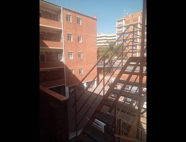 5 BEDROOM PROPERTY TO RENT IN SUNNYSIDE